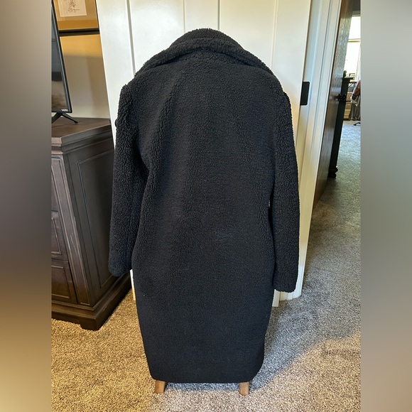 LOFT Cozy Black Sherpa Coat - Picture 13 of 14